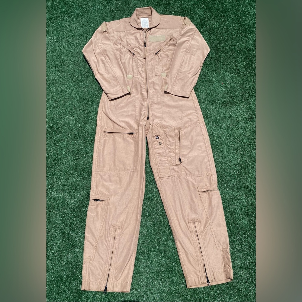 Carter Industries Flyers CWU-27/P Type 1 Class 2 Tan Coveralls Men’s SZ Medium
